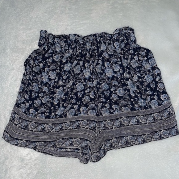 Nwt Angie florence boho shorts women size medium waist blue white flowy @ - Picture 2 of 8